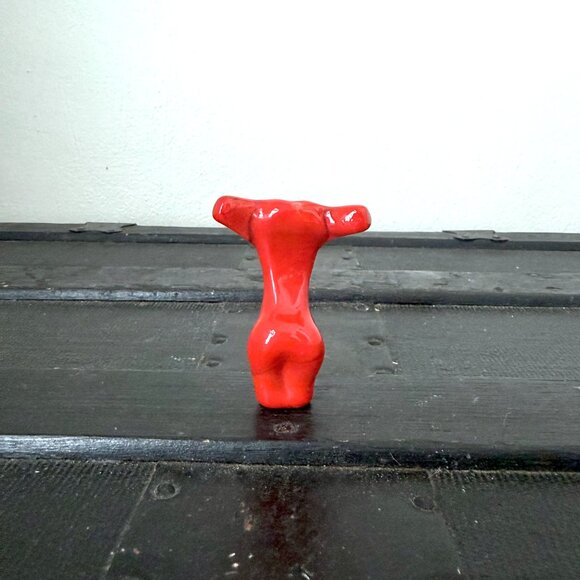 Red Goddess Torso Female Body Statue Minimalist Decor Figurine Small Sculpture - Picture 3 of 9